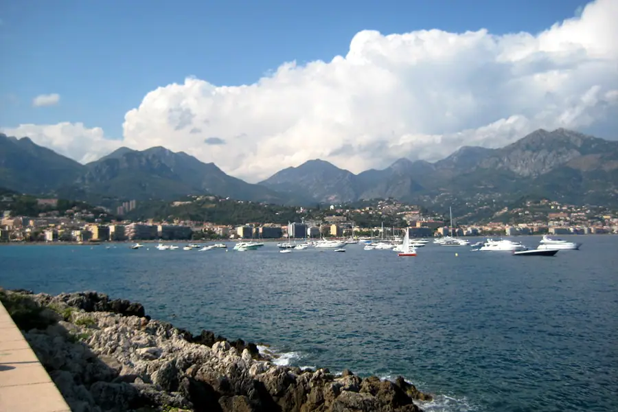 Plage Rondelli, Menton