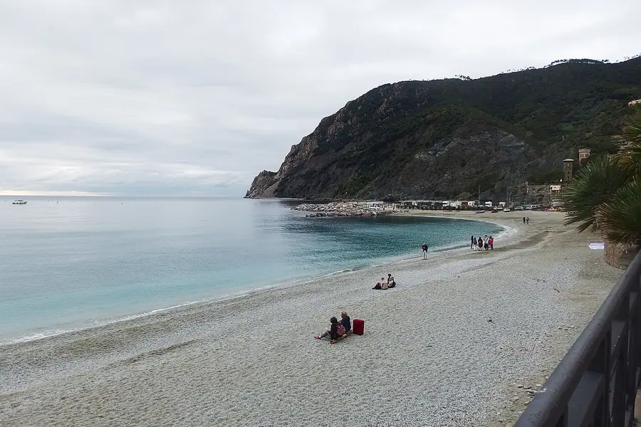 Plaża Fegina, Monterosso